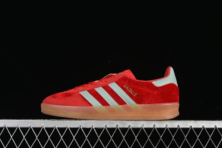 Picture of Adidas Gazelle _SKUfw18244031369324505fw